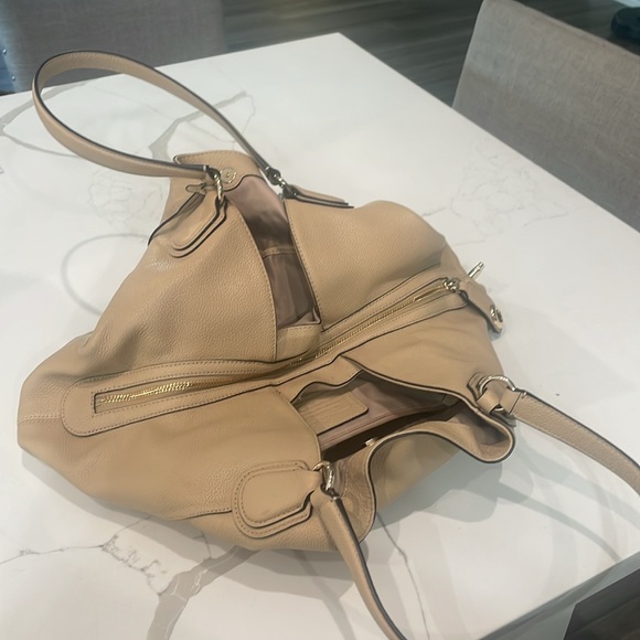 Light tan Coach shoulder purse. Like new, used once. - Picture 4 of 7